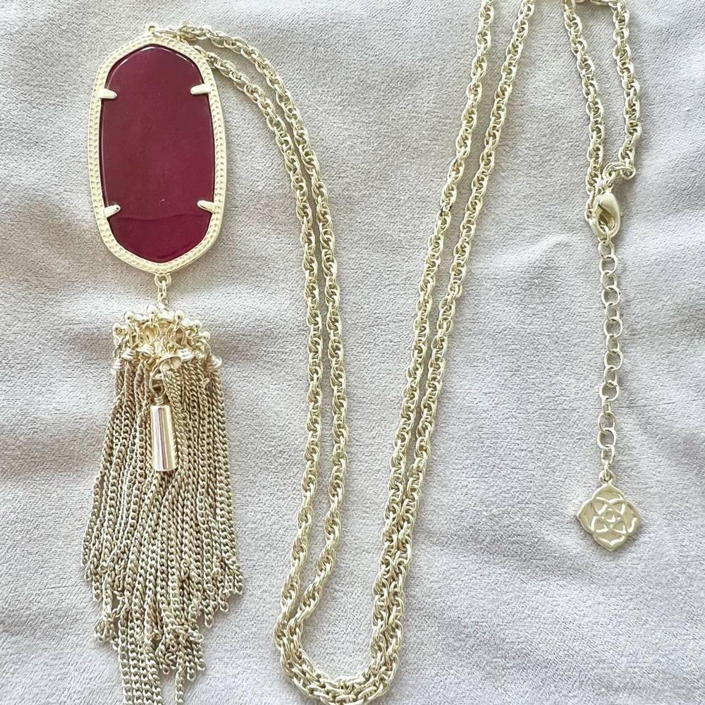 Kendra Scott Rayne Necklace in Maroon Jade